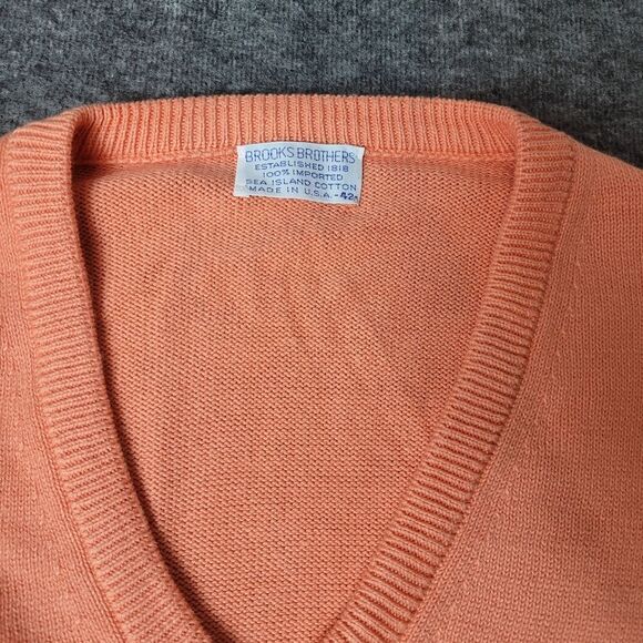 Vtg 80s Brooks Brothers Sweater Men's Size L Peach Sea Island Cotton V-Neck - Picture 3 of 9